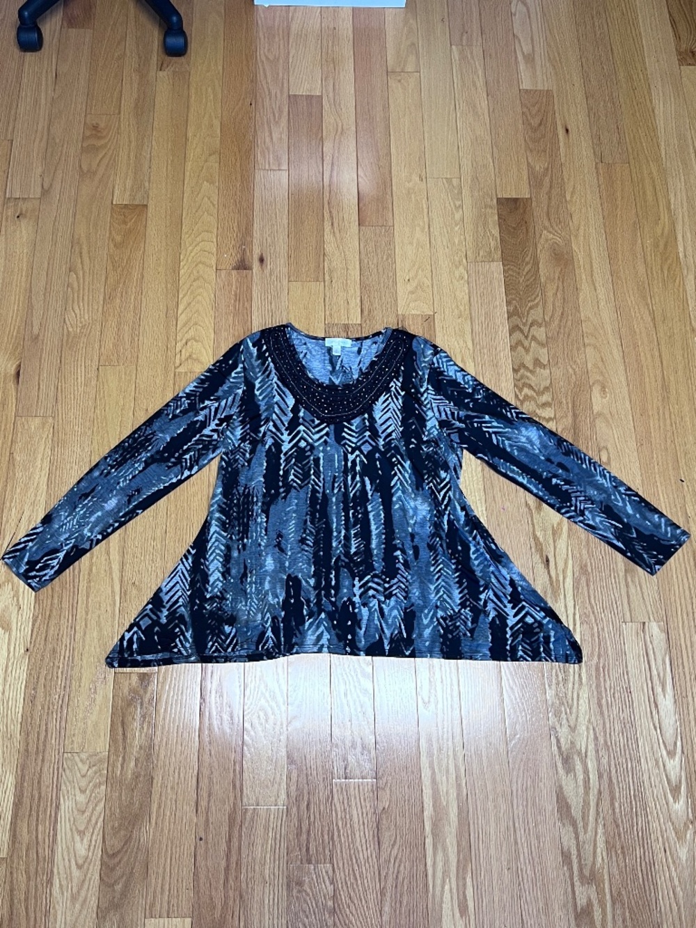 Women's Black top